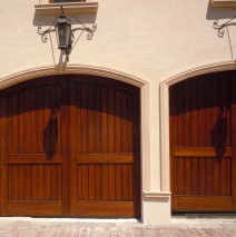 Garage & Trellis 8
