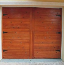 Garage & Trellis 9