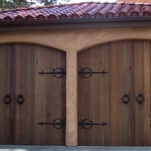 Garage & Trellis 17