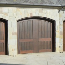 Garage & Trellis 18